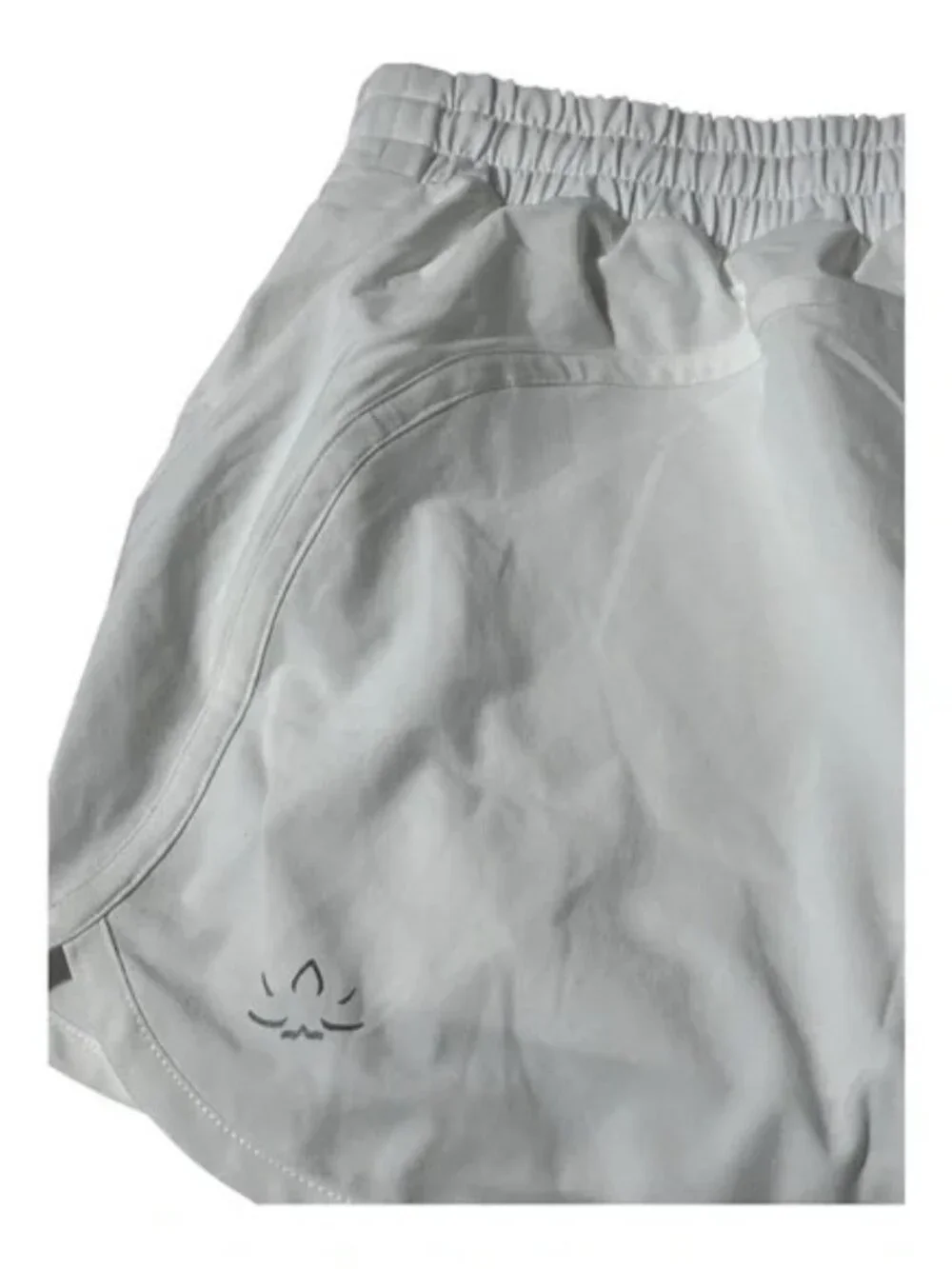 Beyond Yoga Stretch Woven In Stride Lined Shorts 3 Inch Inseam White - Picture 3 of 9